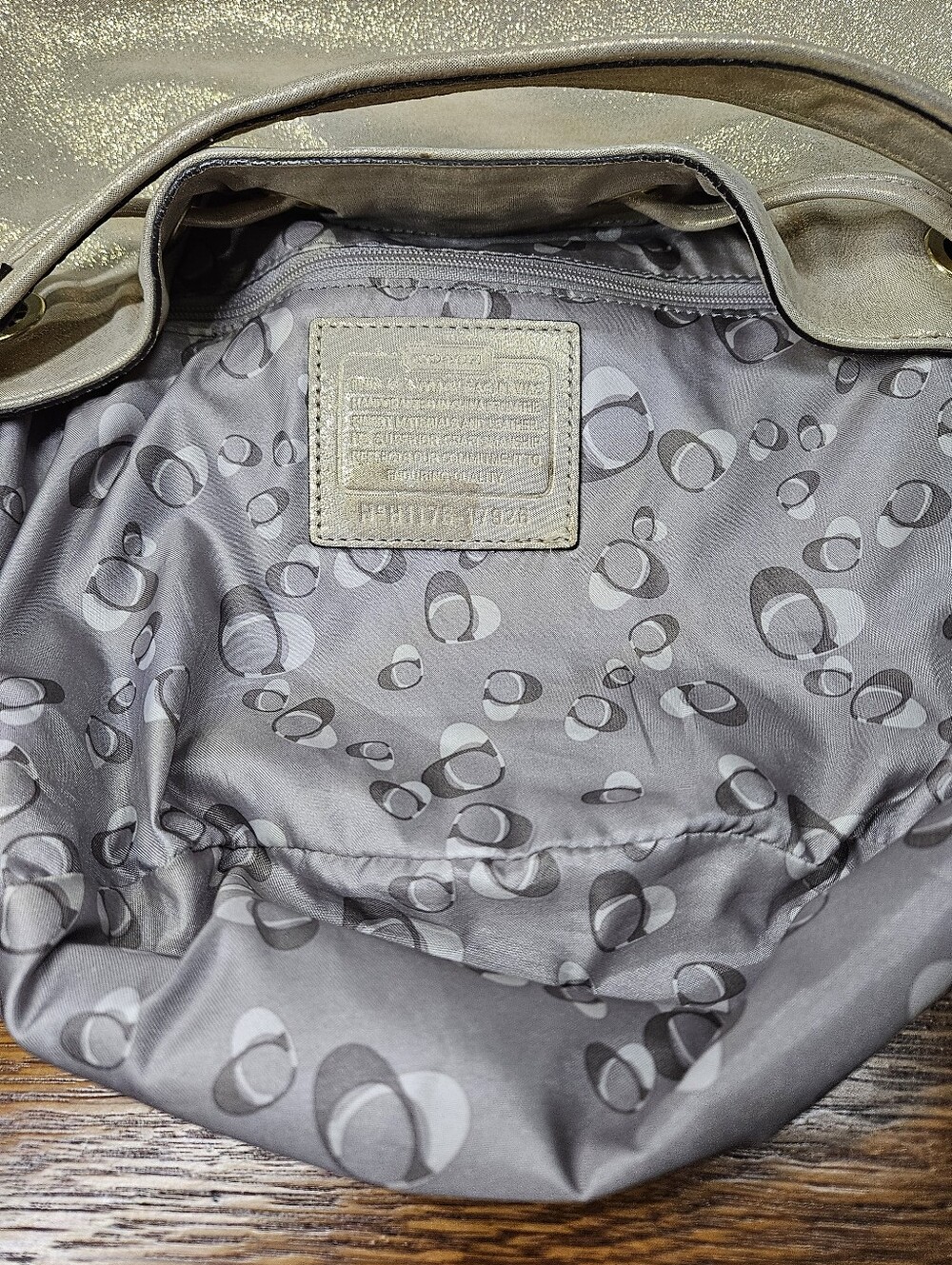 Coach Poppy Gold Shimmer Cinch Bucket Bag - Picture 12 of 16